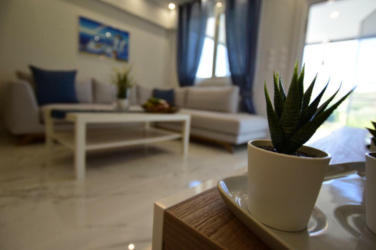 V Luxury Suites Toroni 3 Exterior photo